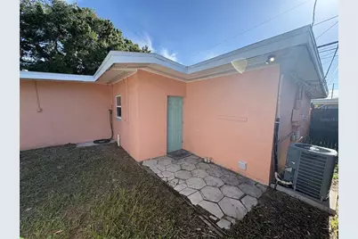 4920 45th Avenue N, Saint Petersburg, FL 33707 - Photo 25