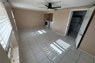 4920 45th Ave N, Saint Petersburg, FL 33707 - Photo 15