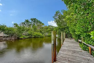 4324 Saltwater Pearl Wy, Cortez, FL 34215 - Photo 3