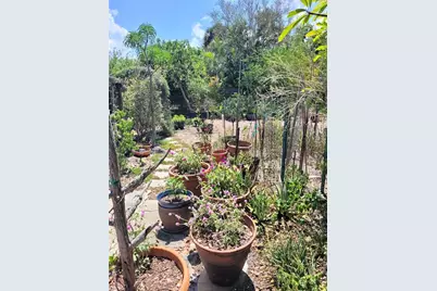 2230 Bougainvillea Street, Sarasota, FL 34239 - Photo 39
