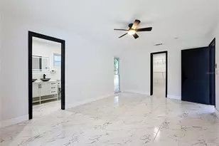 4256 King Richard Ln, Sarasota, FL 34232 - Photo 17