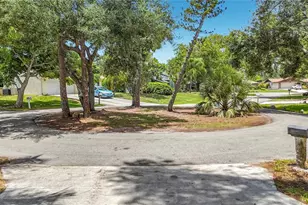 4256 King Richard Ln, Sarasota, FL 34232 - Photo 45
