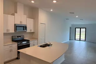 9196 Tequila Sunrise Dr, Sarasota, FL 34241 - Photo 3