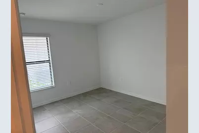 9196 Tequila Sunrise Drive, Sarasota, FL 34241 - Photo 7
