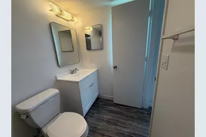 7153 W Country Club Dr N #145, Sarasota, FL 34243 - Photo 13