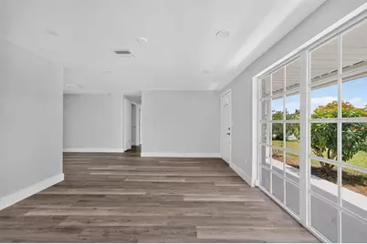 18321 Wolbrette Circle, Port Charlotte, FL 33948 - Photo 19