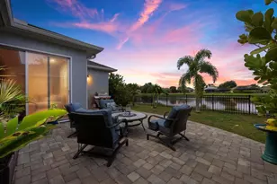 264 Dahlia Ct, Bradenton, FL 34212 - Photo 9