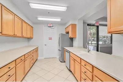 915 Fairwaycove Lane #201, Bradenton, FL 34212 - Photo 45