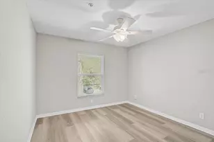 915 Fairwaycove Ln, Bradenton, FL 34212 - Photo 21