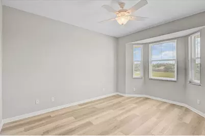 915 Fairwaycove Lane #201, Bradenton, FL 34212 - Photo 15