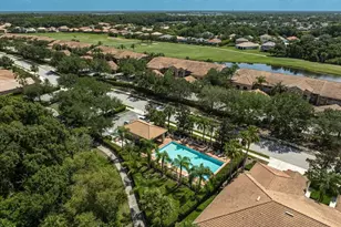 915 Fairwaycove Ln, Bradenton, FL 34212 - Photo 35