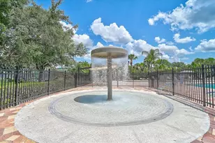 915 Fairwaycove Ln, Bradenton, FL 34212 - Photo 53