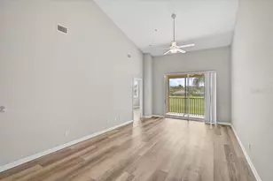 915 Fairwaycove Ln, Bradenton, FL 34212 - Photo 7