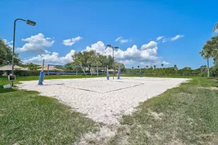 915 Fairwaycove Ln, Bradenton, FL 34212 - Photo 49