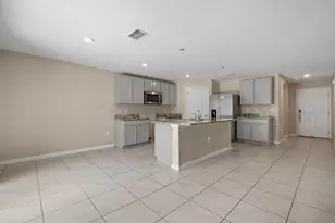 5280 Fiddle Fig Ave, Wimauma, FL 33598 - Photo 9