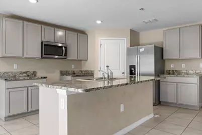 5280 Fiddle Fig Avenue, Wimauma, FL 33598 - Photo 7