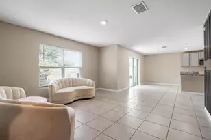 5280 Fiddle Fig Ave, Wimauma, FL 33598 - Photo 13
