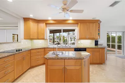 565 Commonwealth Place, Sarasota, FL 34242 - Photo 23