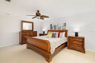 565 Commonwealth Pl, Sarasota, FL 34242 - Photo 25