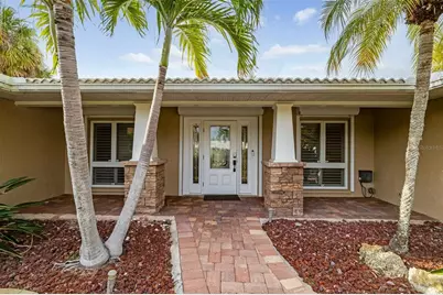 565 Commonwealth Place, Sarasota, FL 34242 - Photo 3