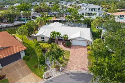 565 Commonwealth Place, Sarasota, FL 34242 - Photo 3