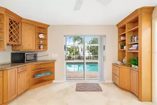 565 Commonwealth Pl, Sarasota, FL 34242 - Photo 23