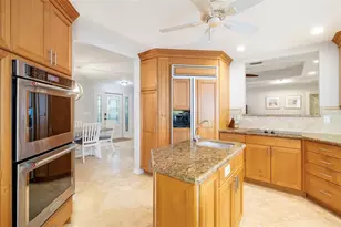 565 Commonwealth Pl, Sarasota, FL 34242 - Photo 21