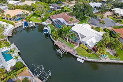 565 Commonwealth Place, Sarasota, FL 34242 - Photo 7