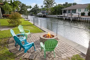 565 Commonwealth Pl, Sarasota, FL 34242 - Photo 37
