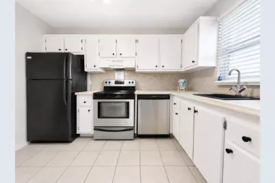 2727 75th Street W #8A13, Bradenton, FL 34209 - Photo 3