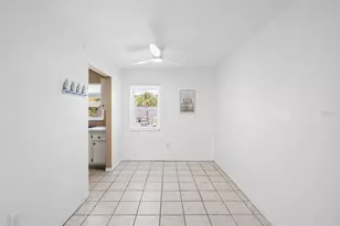 2727 75th St W, Bradenton, FL 34209 - Photo 9