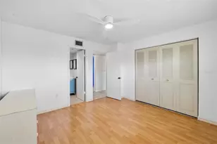 2727 75th St W, Bradenton, FL 34209 - Photo 23