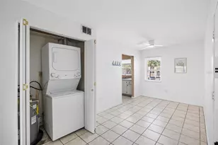 2727 75th St W, Bradenton, FL 34209 - Photo 7