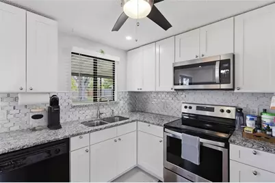 2959 N Lockwood Meadows Boulevard, Sarasota, FL 34234 - Photo 13