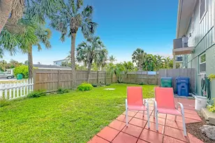 202 Peacock Ln, Holmes Beach, FL 34217 - Photo 33
