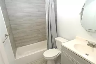 1976 Debbie St, Sarasota, FL 34231 - Photo 9