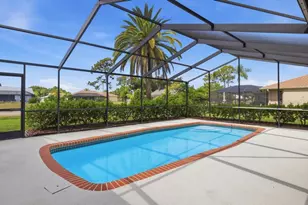 154 Hourglass Dr, Venice, FL 34293 - Photo 25
