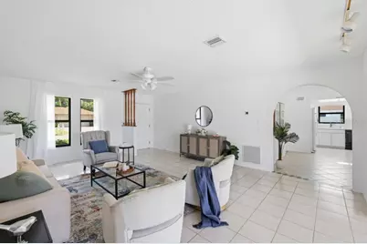 154 Hourglass Drive, Venice, FL 34293 - Photo 13