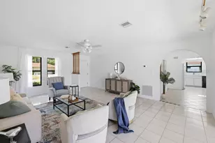 154 Hourglass Dr, Venice, FL 34293 - Photo 13