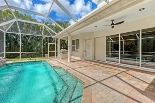 3921 Maravic Pl, Sarasota, FL 34231 - Photo 29