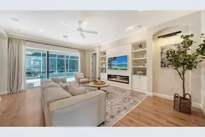 3921 Maravic Place, Sarasota, FL 34231 - Photo 3