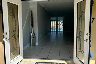3947 De Foe Square, Sarasota, FL 34241 - Photo 3