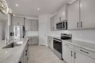 17821 Cantarina Cove, Bradenton, FL 34211 - Photo 15