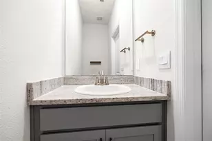 17821 Cantarina Cove, Bradenton, FL 34211 - Photo 35