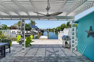 18 Seaside Ct, Holmes Beach, FL 34217 - Photo 31