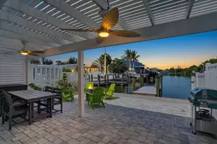 18 Seaside Ct, Holmes Beach, FL 34217 - Photo 53