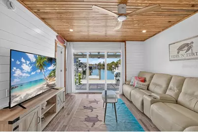 18 Seaside Court, Holmes Beach, FL 34217 - Photo 13