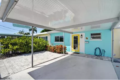 18 Seaside Court, Holmes Beach, FL 34217 - Photo 3