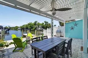 18 Seaside Ct, Holmes Beach, FL 34217 - Photo 33