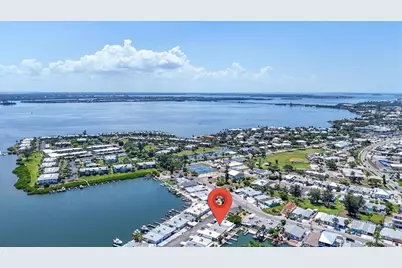 18 Seaside Court, Holmes Beach, FL 34217 - Photo 41